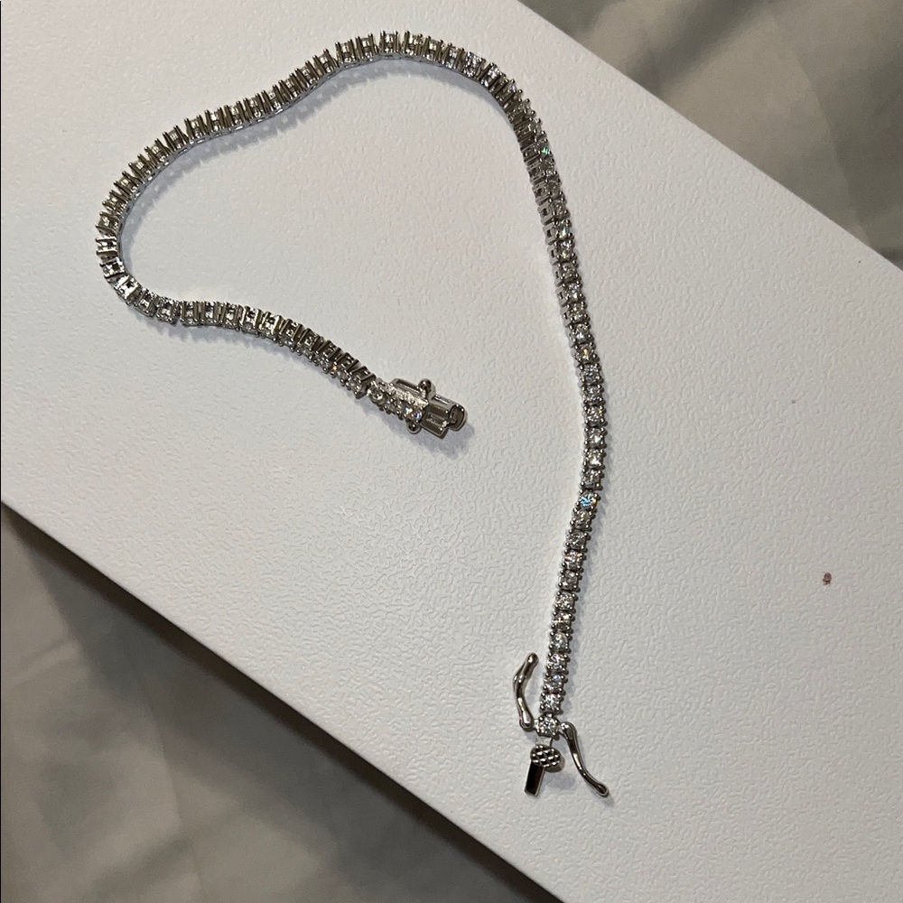 Elegant Sterling Silver (.925) Bracelet
